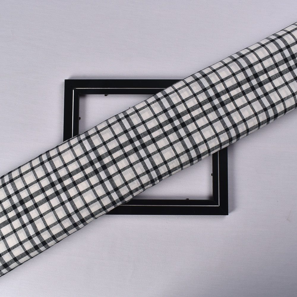 Check Black White Pure Cotton 100 GSM Handwoven Fabric 577