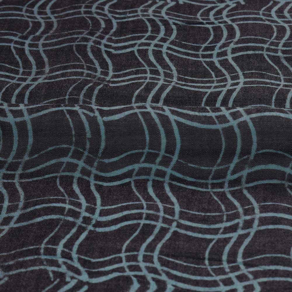 WAVY BLUE BLACK DISCHARGE BLOCK PRINTED PURE COTTON 88 GSM HANDWOVEN FABRIC