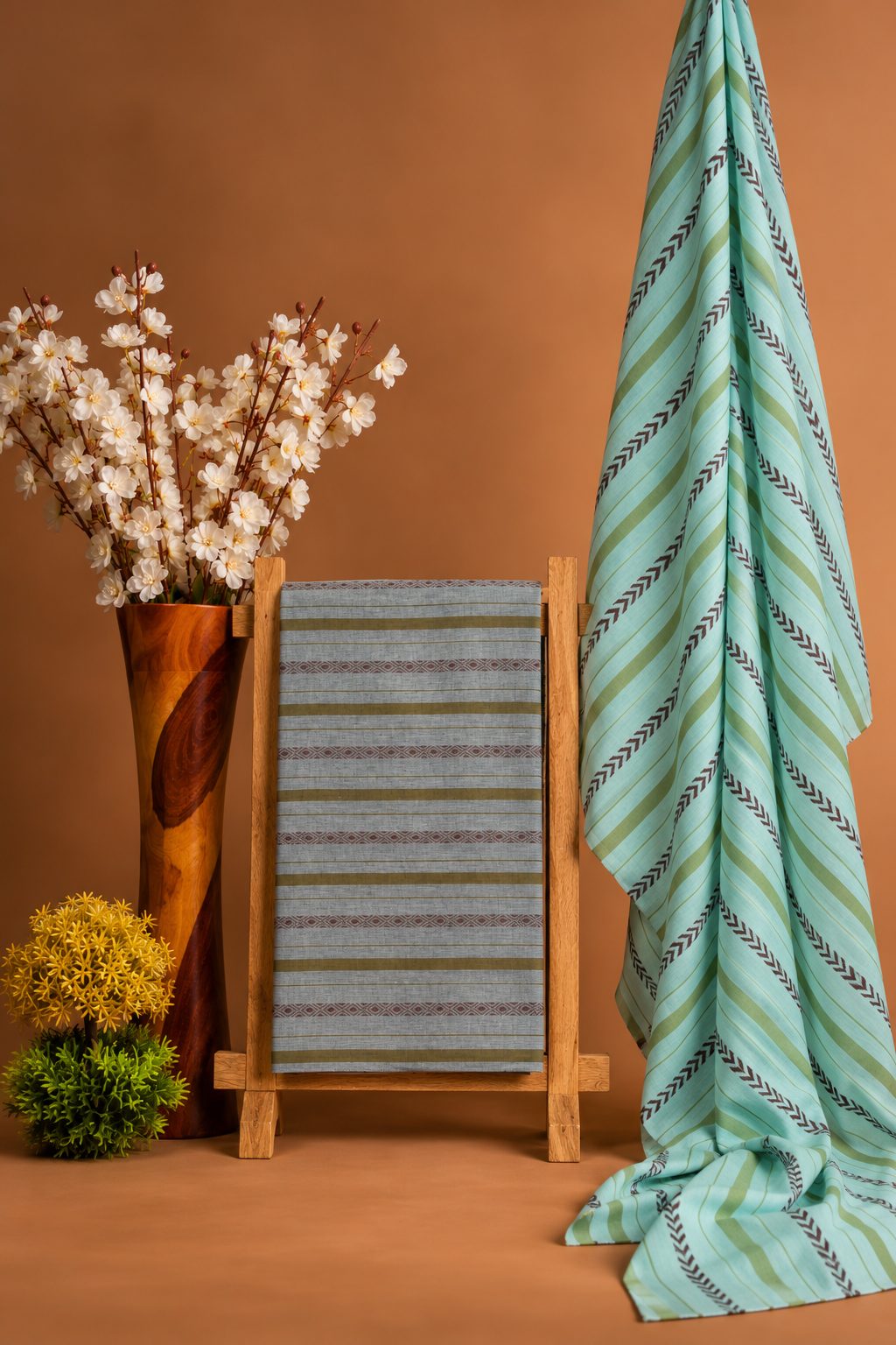 What is Jacquard Fabric? The Anatomy of Complex Weaves — Anuprerna handloom