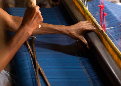 Hand loom weaving