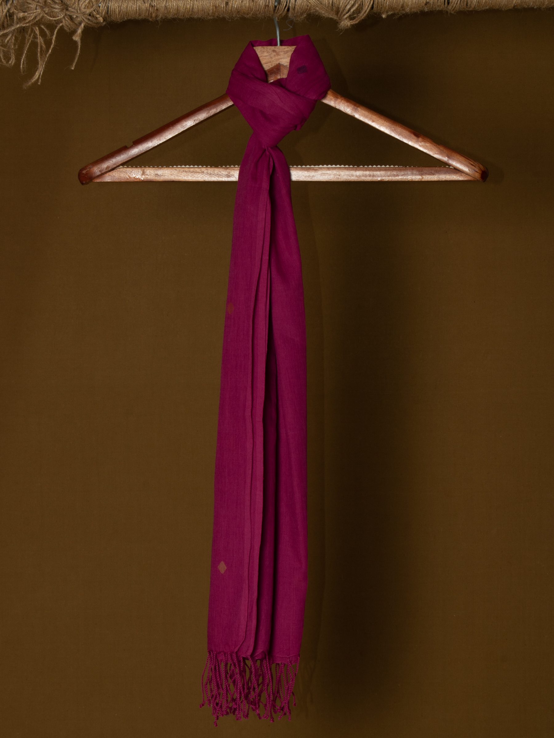 Geometric Redish Pink Jamdani Handwoven Pure Cotton Scarf 15