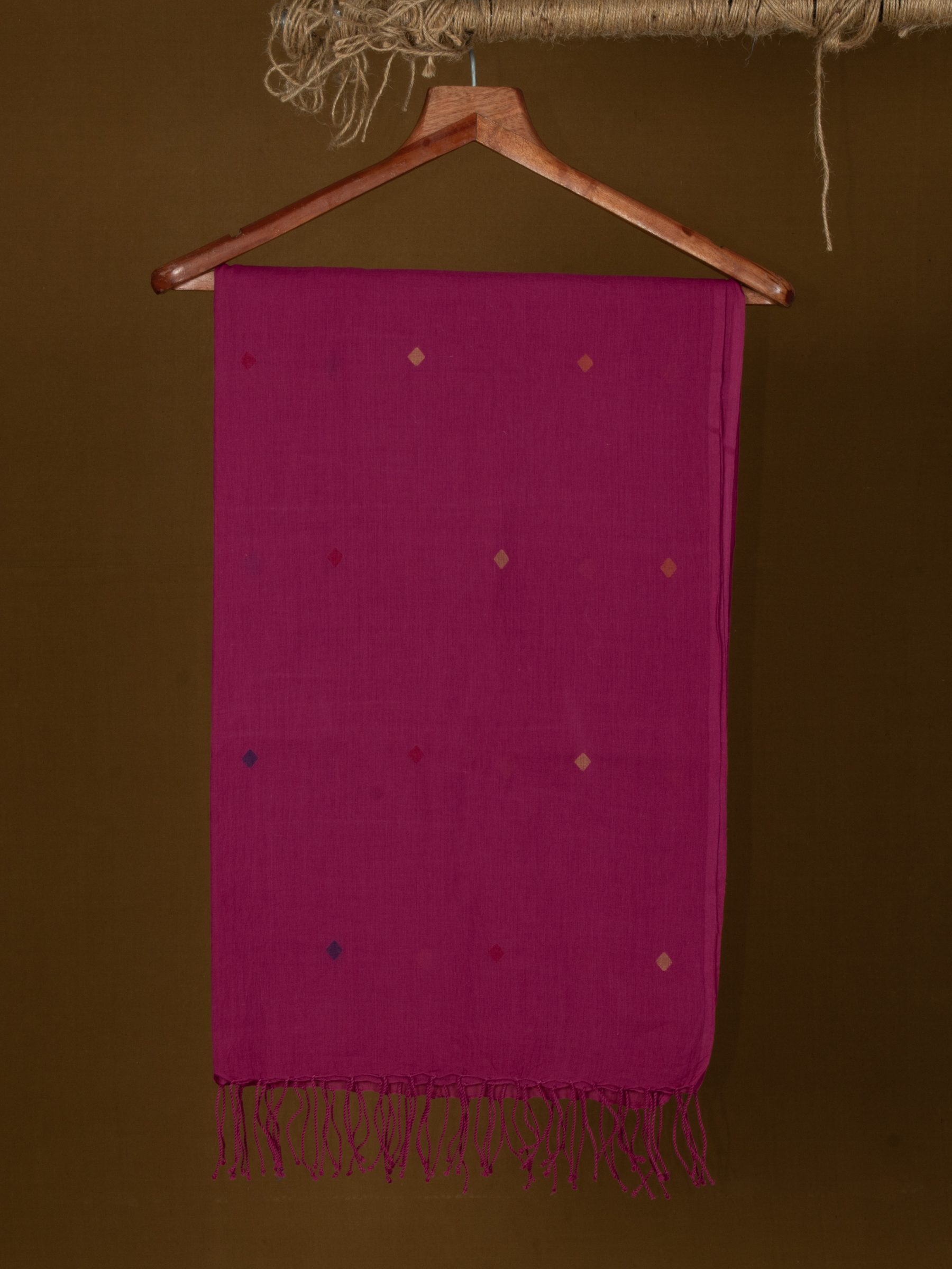 Geometric Redish Pink Jamdani Handwoven Pure Cotton Scarf 15